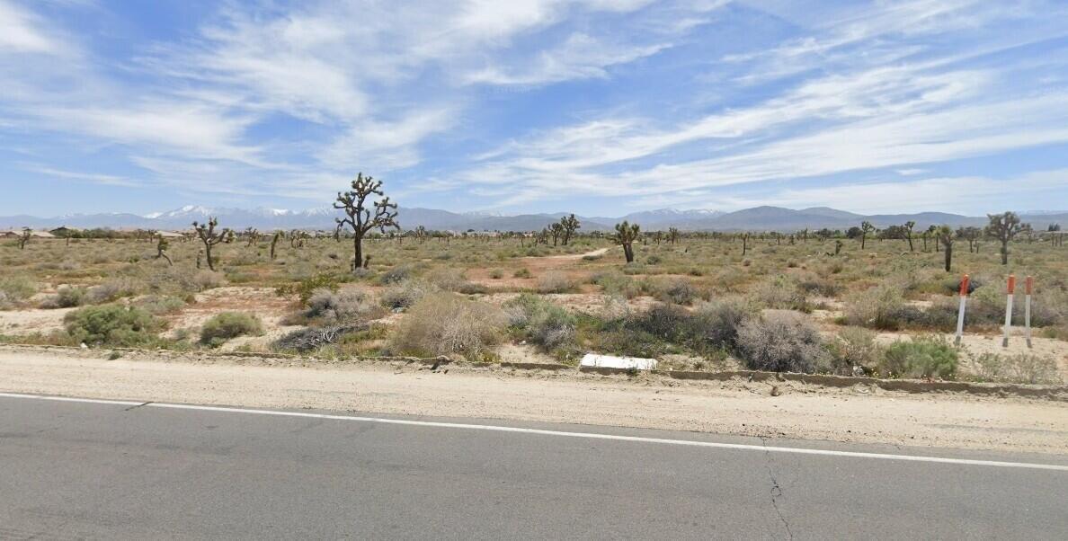 S/O Palmdale Blvd & 56th St E APN 3023-002-075, Palmdale, California 93552