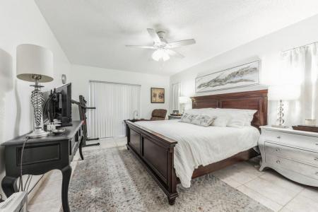7 Greenway Village 102 N 102, Royal Palm Beach, Floride 33411, États-Unis