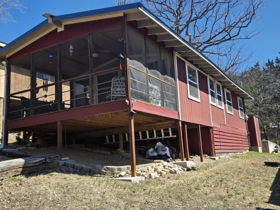 26081 Arrowhead Beach Lane, Hermitage, Missouri 65668