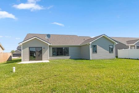 18306 Peregrine Drive, New Paris, Indiana 46553, Estados Unidos
