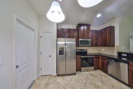 2138 Broadway View Ave, Brandon, Florida 33510, USA