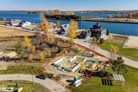 11 SWAN LANE, Tay, Ontario L0K 1R0, Canadá
