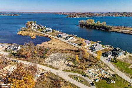 11 SWAN LANE, Tay, Ontario L0K 1R0, Canadá