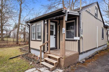 18 KINGSMILL STREET N, Fort Erie, Ontario L2A 4E3, Canada
