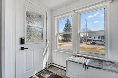 18 KINGSMILL STREET N, Fort Erie, Ontario L2A 4E3, Canadá