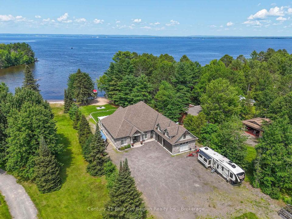 34 SUNRISE BAY DRIVE, Callander, Ontario P0H 1H0, Kanada
