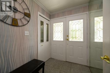 1091 WILDWOOD DRIVE, Kamloops, British Columbia V2C 5E1, Canada