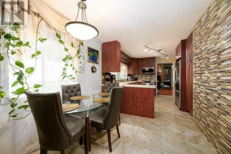 1091 WILDWOOD DRIVE, Kamloops, British Columbia V2C 5E1, Canada