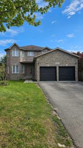 17 PENVILL TRAIL, Barrie, Ontario L4N 1T7, Canada