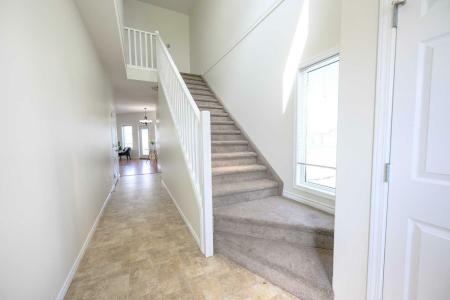 11402 82 AVENUE, Grande Prairie, 阿爾伯塔 T8W 2Y6, 加拿大
