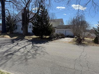 866 Merritt Street, Bridgeport, Connecticut 06606, Amerika Birleşik Devletleri