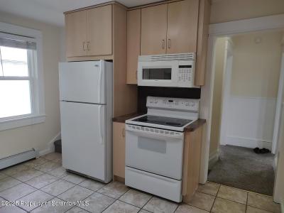 610 Avery Place 2nd Flr, Dunmore, Pennsylvania 18512, Stati Uniti