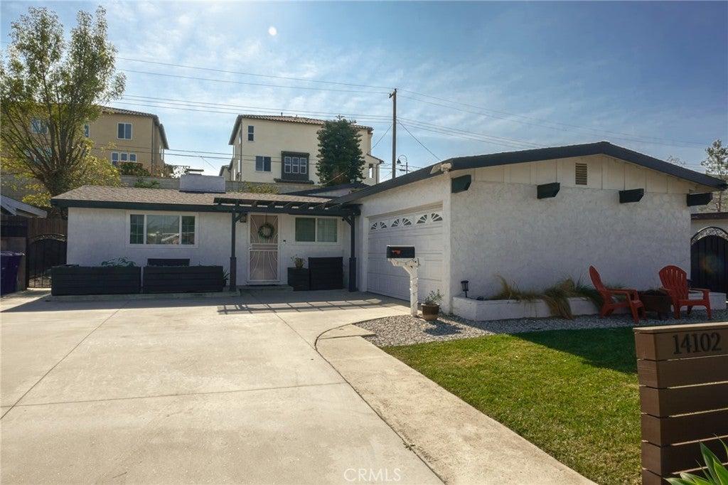 14102 Bora Ave, La Mirada, California 90606
