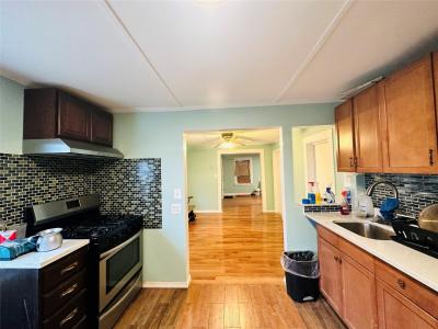 122 N Clinton Street Apt 1, Poughkeepsie, NY 12601, USA