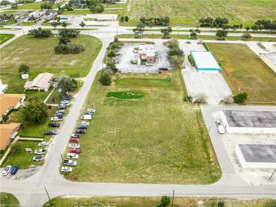 335 Plumosa Street, Lake Placid, פלורידה 33852, ארצות הברית של אמריקה 
