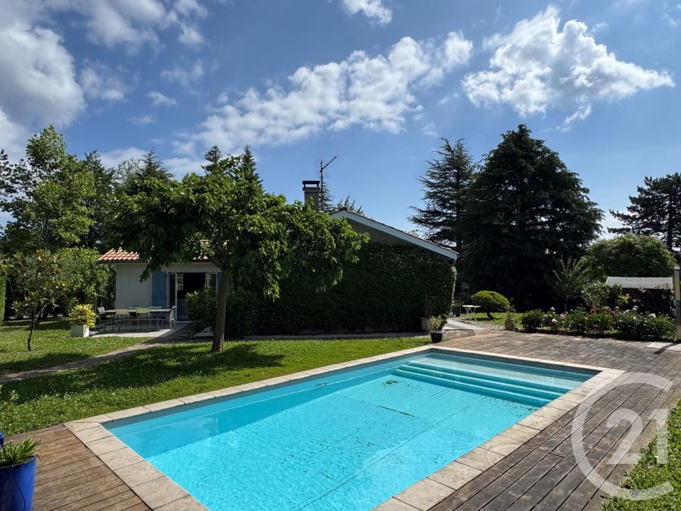 St Cyr Au Mont D Or, Rhône-Alpes 69450, França