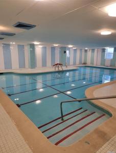 140-55 34th Avenue #6H, Flushing, Нью-Йорк 11354, Соединенные Штаты