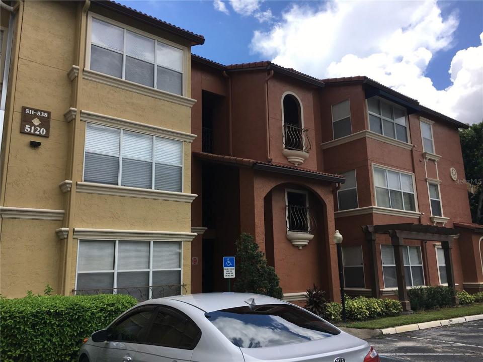 5120 Conroy Road #516, ORLANDO, Florida 32811