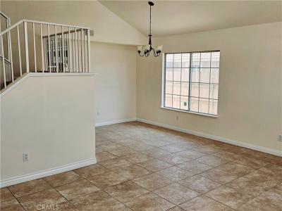 12596 Silver Saddle Way, Victorville, Californie 92392, États-Unis