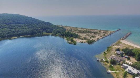 16890 Valley Wood Court, Arcadia, ميشيغان 49613, الولايات المتحدة