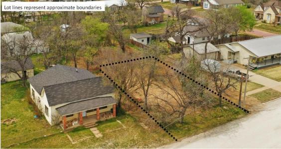904 Avenue H, Cisco, Texas 76437, USA