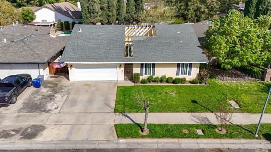 2792 Branco, Merced, Kalifornia 95340, USA