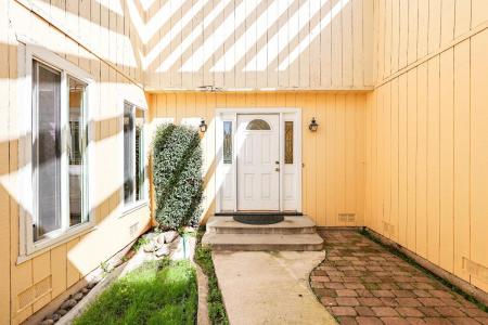 2792 Branco, Merced, Kalifornia 95340, USA