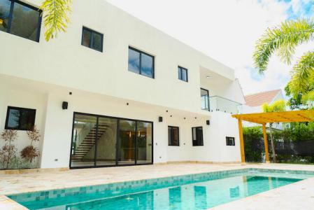 STUNNING NEW VILLA IN PUNTA CANA VILLAGE AT 5 MIN TO THE AIRPORT, PUNTA VANA VILLAGE, La Altagracia 23000, Dominican Republic