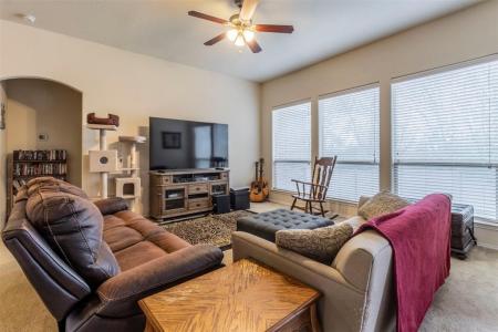 1129 Hidden Lake Drive, Burleson, Texas 76028, États-Unis