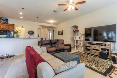 1129 Hidden Lake Drive, Burleson, Texas 76028, États-Unis