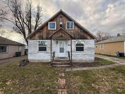 418 & 422 13th St, Clarkston, Washington 99403