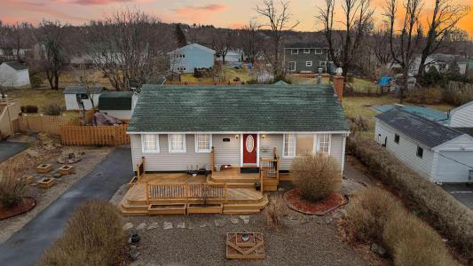 93 MOUNT EDWARD ROAD, Dartmouth, Nova Scotia B2W 3K7, Canada