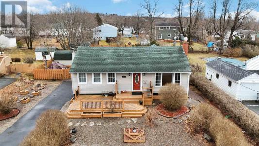 93 MOUNT EDWARD ROAD, Dartmouth, Nowa Szkocja B2W 3K7, Kanada