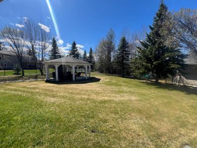 1790 ROSS STREET SW, Slave Lake, Alberta T0G 2A4, Canada