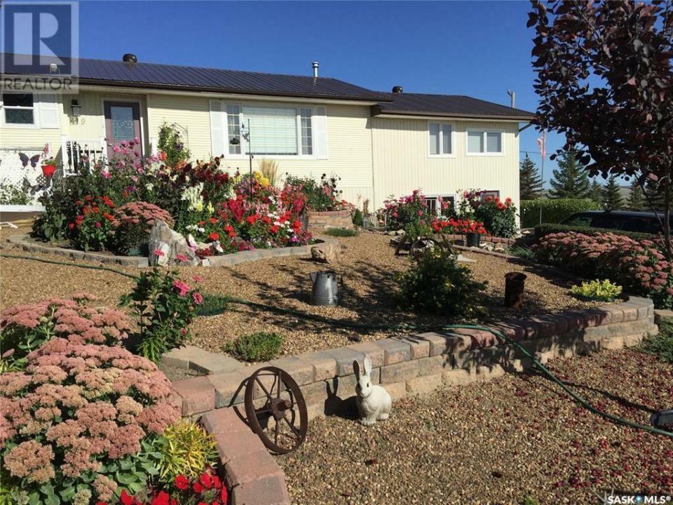 419 2ND AVENUE S, Rockglen, Saskatchewan S0H 3R0, Canadá