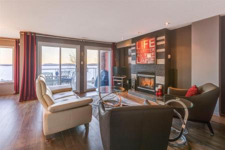 1180A Rue Principale O., Magog, Québec J1X 2B6, Canada