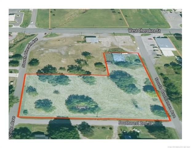 SW 2nd Street, Wagoner, Oklahoma 74467