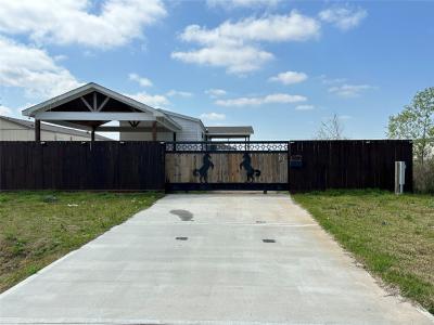 1222 Road 5727, Cleveland, Texas 77327, États-Unis