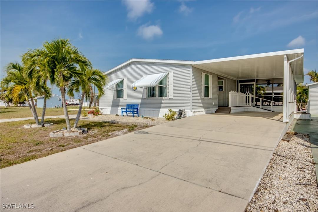 4918 Sandpiper Drive, St James City, Florida 33956, USA