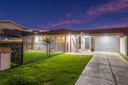 60A Halls Head Parade, Halls Head, WA 6210, Australia