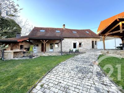 Couches, Bourgogne 71490, France