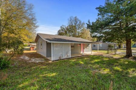 39 Will Kelly Avenue, Defuniak Springs, Florida 32433, USA