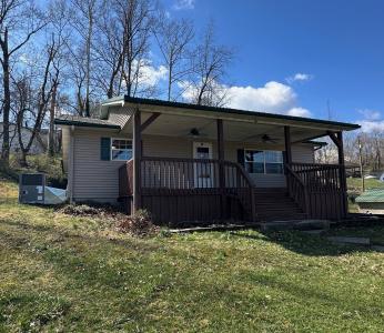 330 Kenova Avenue, Wayne, WV 25570, USA