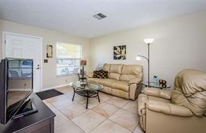 8110 BISMARK CT, Port Richey, Flórida 34668, Estados Unidos