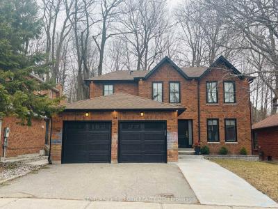 54 TRIBBLING CRESCENT, Aurora, Ontario L4G 4W9, Canada
