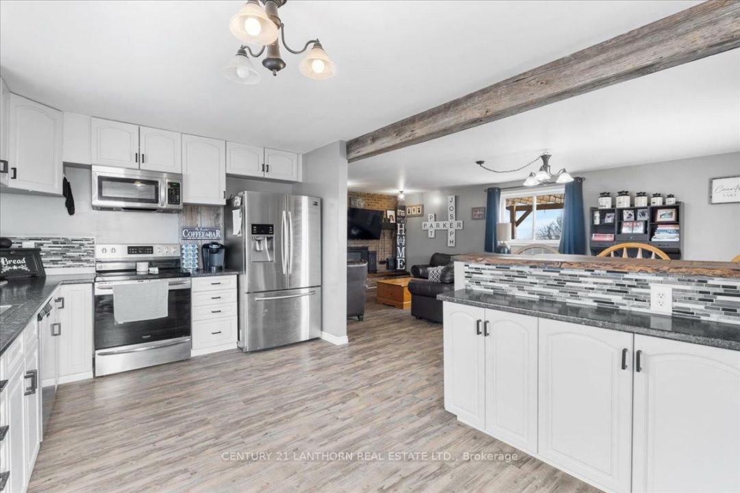 2572 COUNTY ROAD #1 N/A, Prince Edward County, Ontario K0K 1G0, Canada