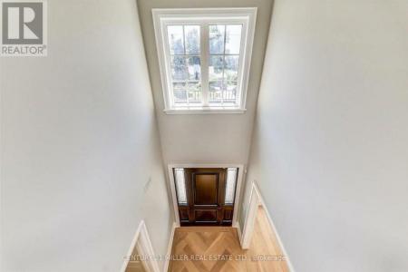 477 CANDLER ROAD, Oakville (fd Ford), أونتاريو L6J 2V5, كندا