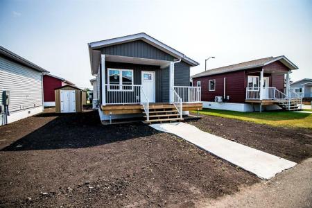 235 GLEN AVENUE, Brandon, Manitoba R7C 1B9, Canada