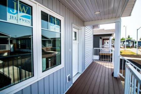 235 GLEN AVENUE, Brandon, 馬尼托巴 R7C 1B9, 加拿大