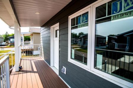 235 GLEN AVENUE, Brandon, Manitoba R7C 1B9, Canada